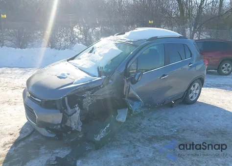 2020 Chevrolet Trax Fwd Lt from USA, damaged, VIN 3GNCJLSB2LL321322